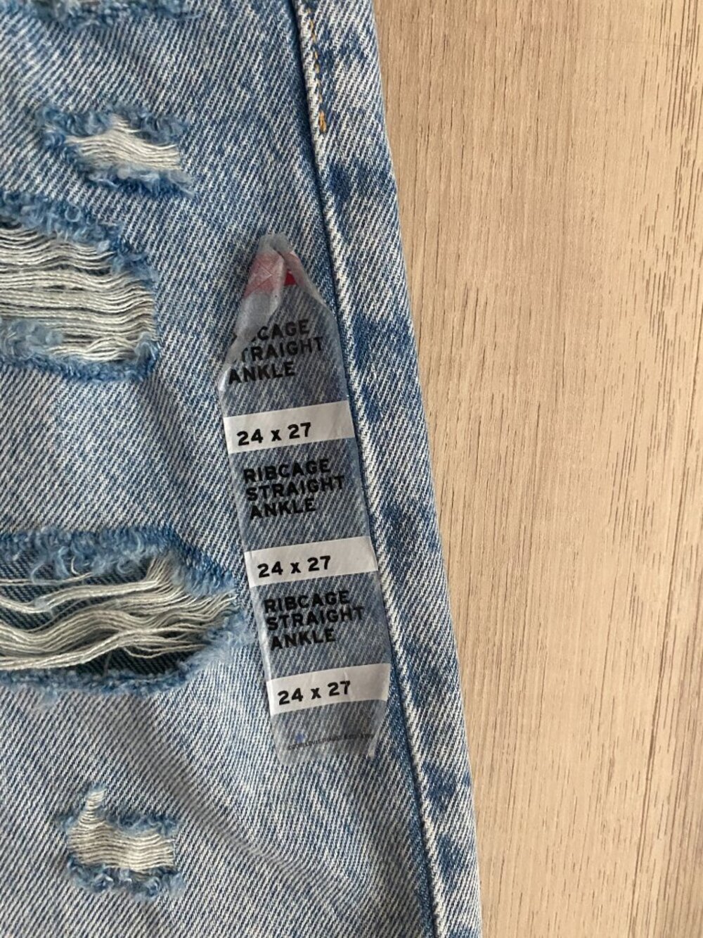 Levi's Ribcage Ultra High Rise Straight Ankle Jeans 24 NWT Distressed 90s Denim - Picture 11 of 15